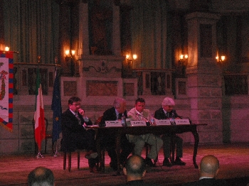 Consiglio aperto sull'Università al Bibiena Consiglio aperto sull'Università al Bibiena
