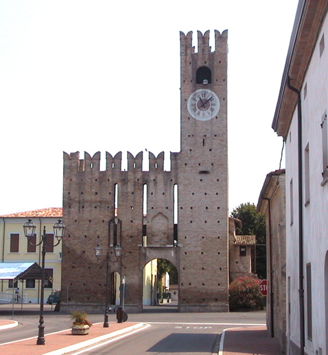 Vista torre orologio - foto Provincia di Mantova