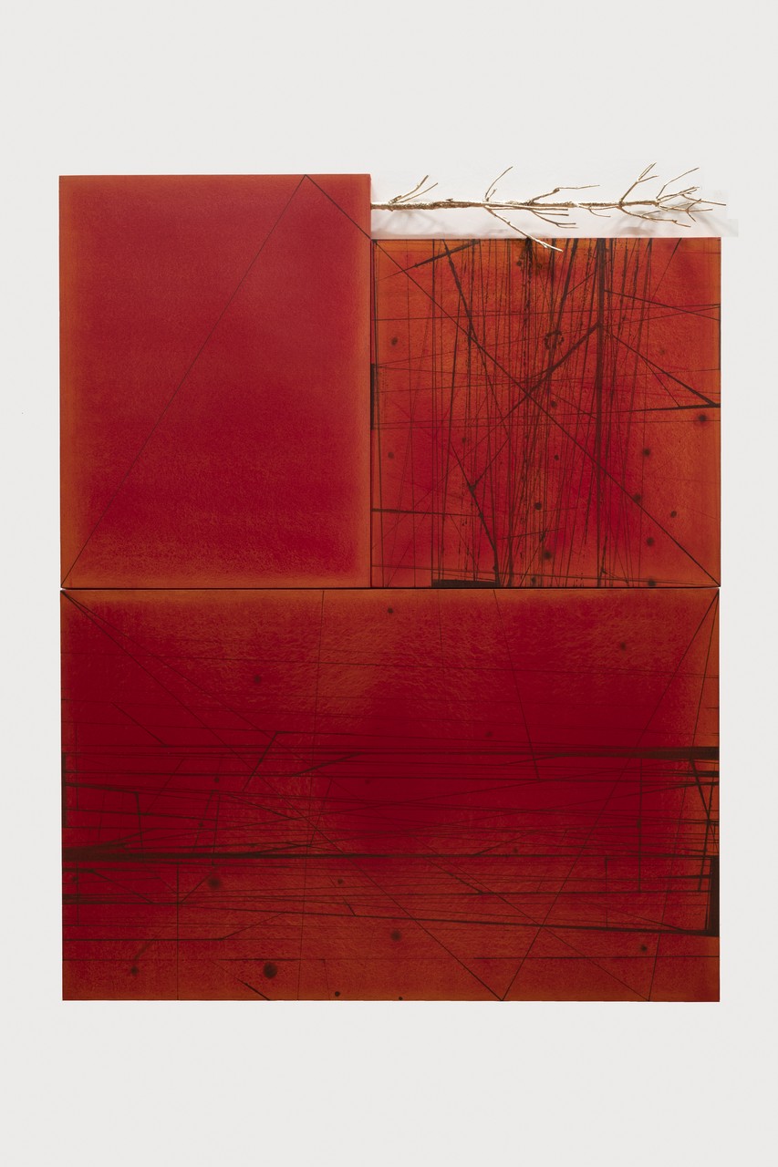 Franco Marrocco, Rosso, 2021-22, tecnica mista su tela e bronzo, cm 228x183,5x16,5.jpg